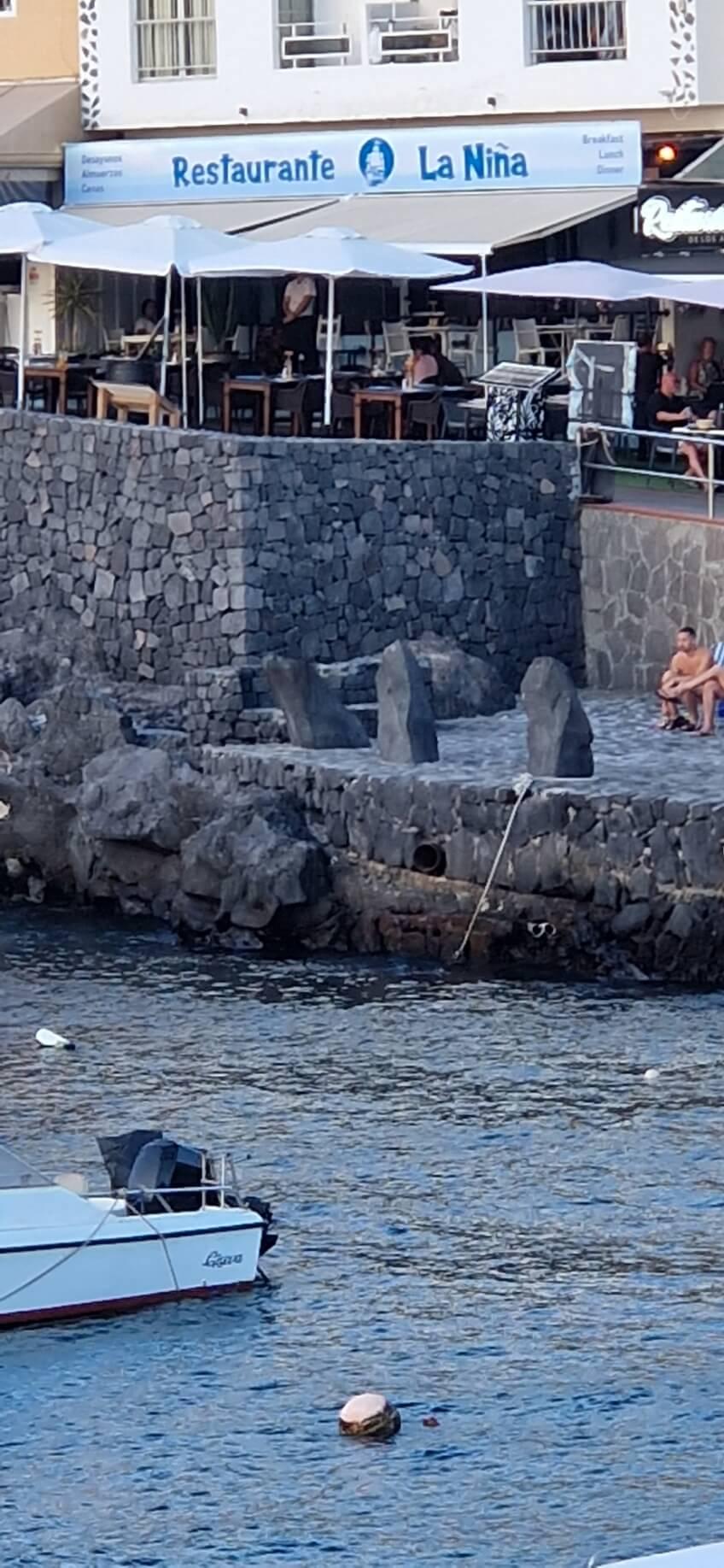 Imagen del Restaurante La Niña desde el muelle de Los Abrigos Tenerife